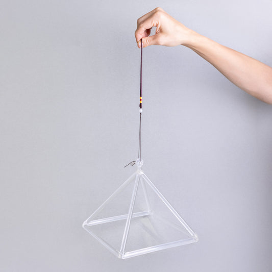 Kristall-Pyramide 20 cm | AkashaBowls®